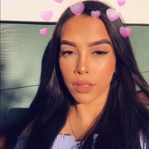 Meet your Posher, Cristal